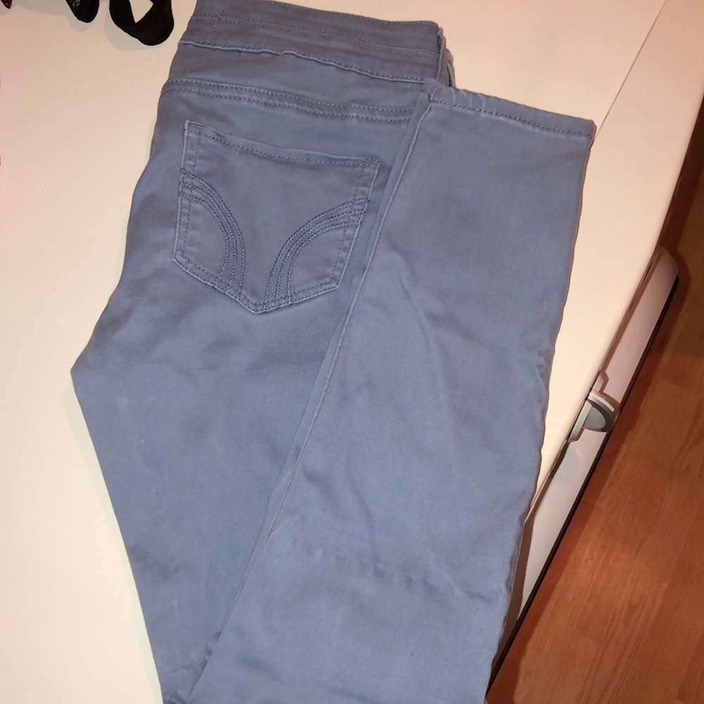 Hollister crop jegging